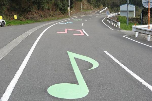 جاده های موزیکال: خیابان هایی که موسیقی می نوازند